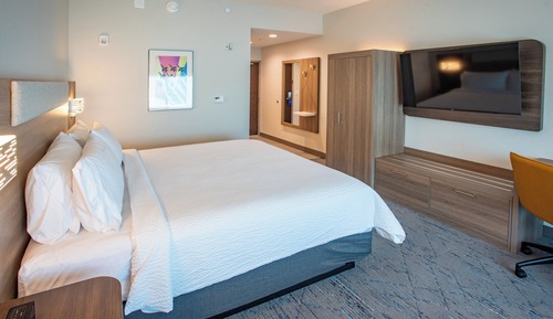 Standard Room, 1 King Bed