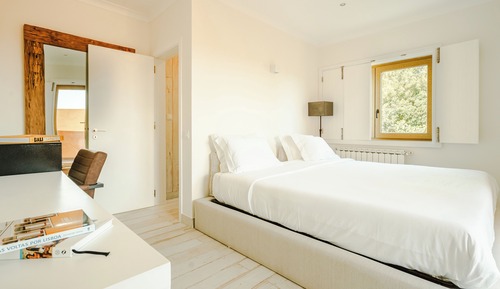 Deluxe Double Room, Balcony, Courtyard View