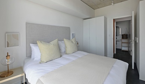 One bedroom