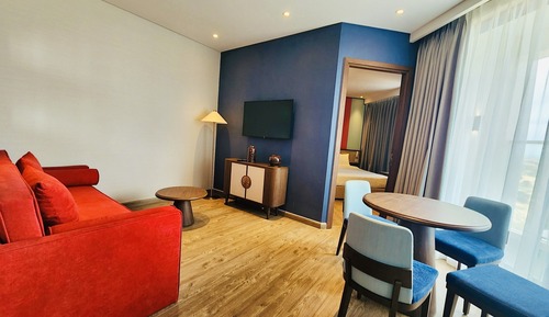 Deluxe Apartment, Pool View