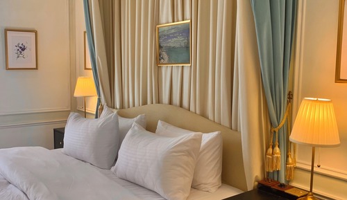 Luxury Room, Courtyard View