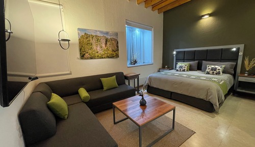 Luxury Room, Courtyard View
