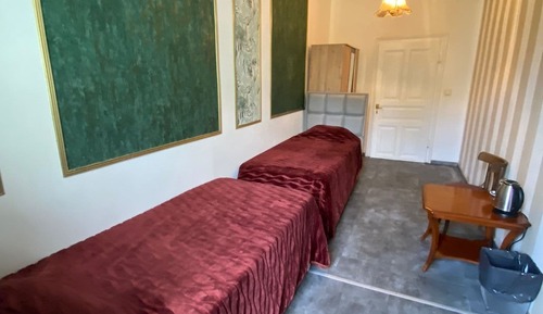 Economy Twin Room