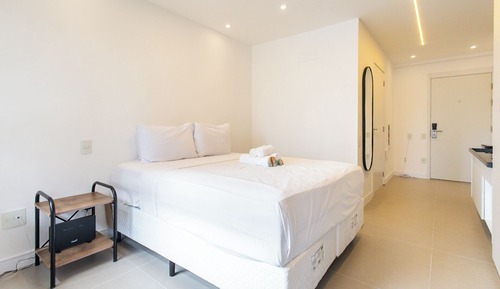 Standard Studio (579698)