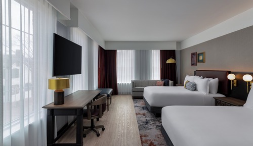 Standard Room, 2 Queen Beds, Corner