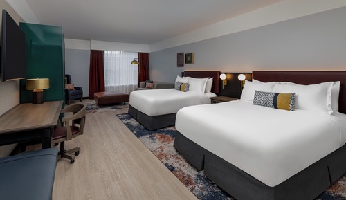 Room, Multiple Beds, Roll-in Shower (Mobility Accessible)