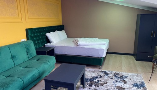 Grand Triple Room