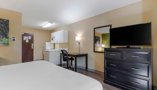 Studio, 1 Queen Bed