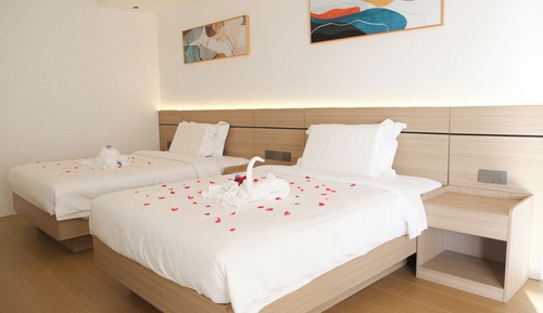 Premier Room