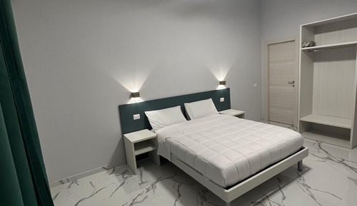 Deluxe Triple Room, City View