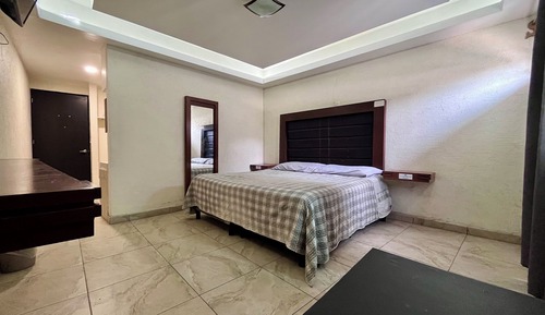 Luxury Room, Balcony, Courtyard View