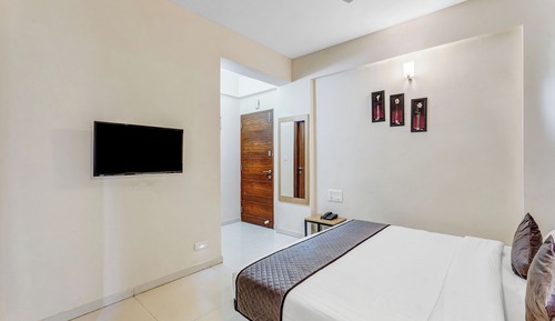 Deluxe Double Room, City View