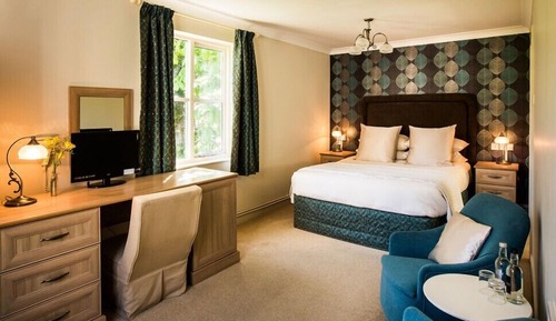 Classic Double Room, Non Smoking, Private Bathroom