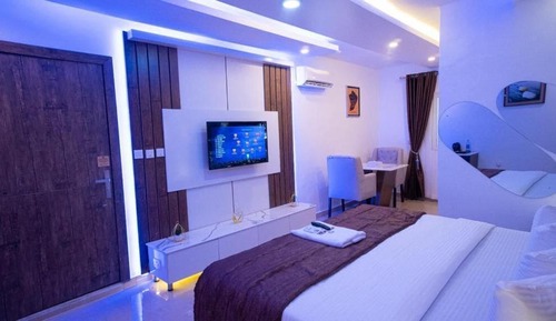 Royal Room