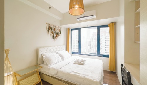 Romantic Condo, Multiple Beds, Refrigerator & Microwave, City View