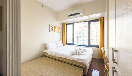 Grand Condo, Multiple Beds, Balcony, Pool View