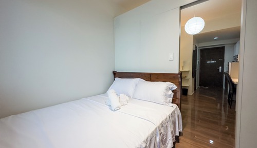 City Condo, 1 Queen Bed with Sofa bed, Balcony