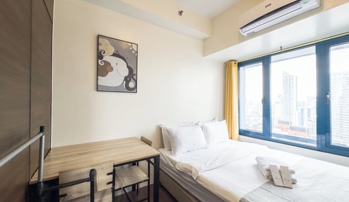 Standard Condo, 1 Bedroom, Private Bathroom, City View