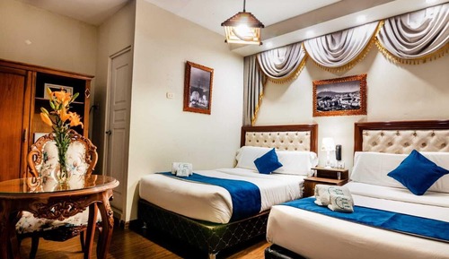Standard Twin Room