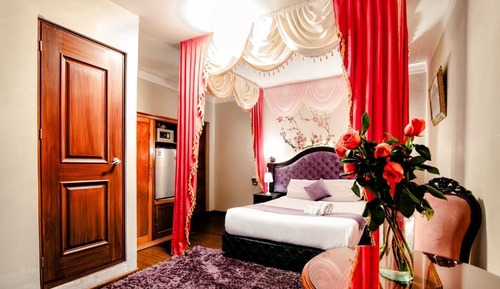 Classic Double Room