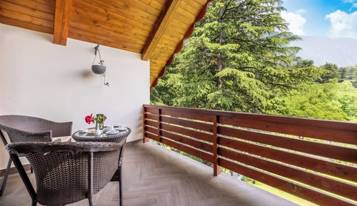 Premium Room, 1 King Bed, Non Smoking, Mountain View