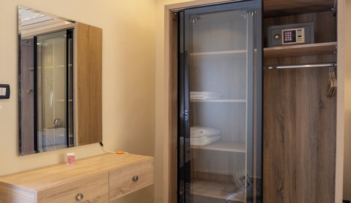 Premium Quadruple Room