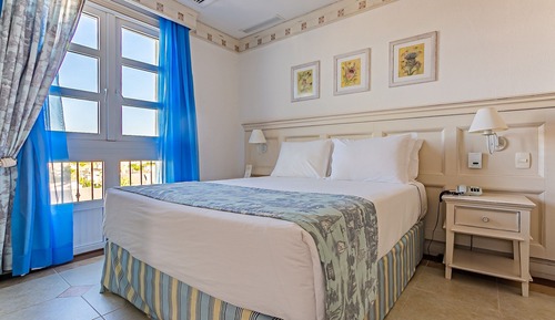 Signature Apartment