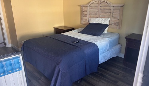 Economy Single Room
