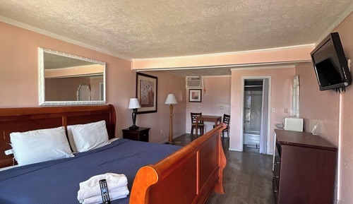 Deluxe Single Room