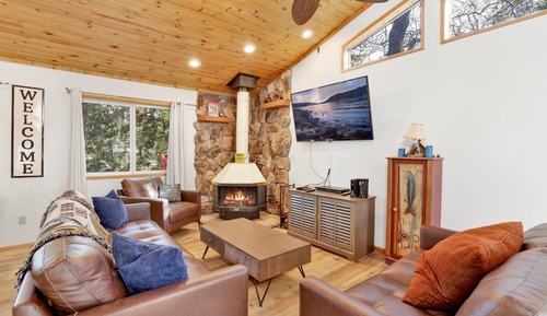 Cabin, Multiple Beds, Hot Tub, Mountain View (2413)