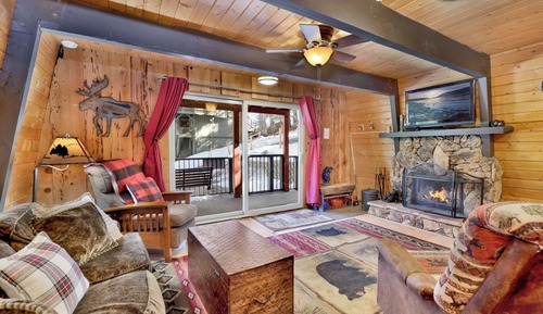 Cabin, Multiple Beds, Hot Tub, Mountain View (1946)