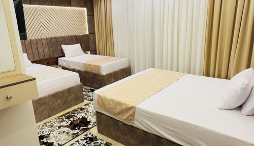 Luxury Quadruple Room, 1 Bedroom, City View, Courtyard Area
