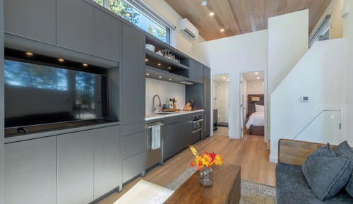 Deluxe Cabin