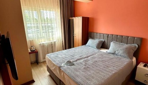 Standard Double or Twin Room, City View