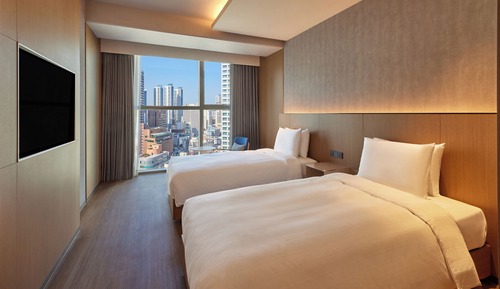 Standard Twin Room