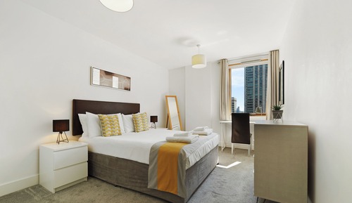 Premier Apartment, Balcony, City View (1401)