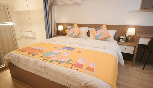 Family Suite, City View