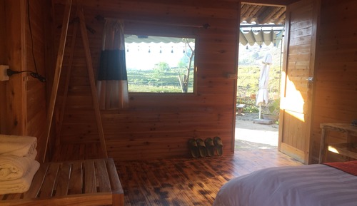 Traditional Double Room, 1 Queen Bed, Non Smoking, Mountain View