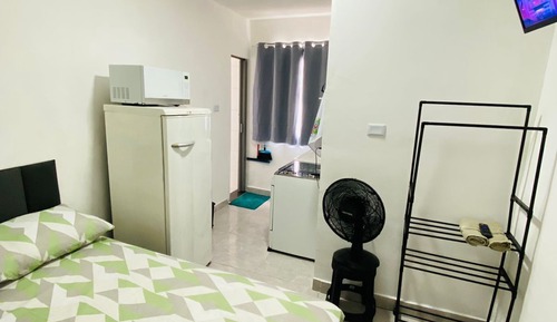 Room 08