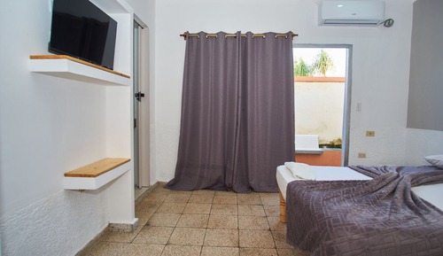 Comfort Triple Room