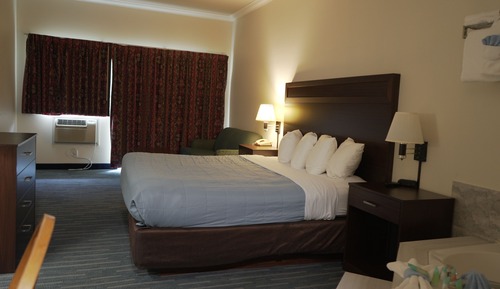 Luxury Room, 1 King Bed with Sofa bed, Non Smoking, Jacuzzi