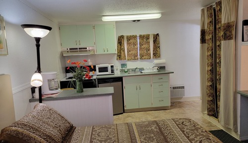 Deluxe Studio Suite