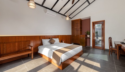 Deluxe Double Room, Garden View