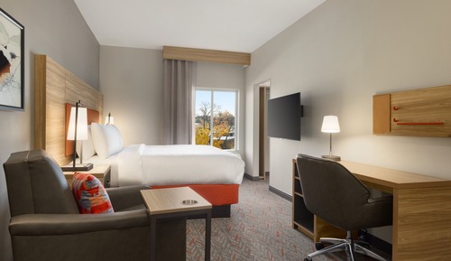 Studio Suite, 1 Queen Bed, Hearing Accessible (Communications)