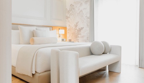 Deluxe Colonial Suite King