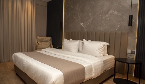 Superior Room, City View