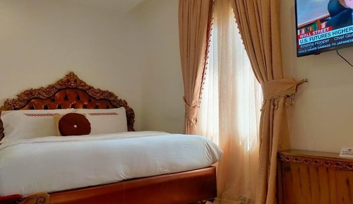Deluxe Single Room