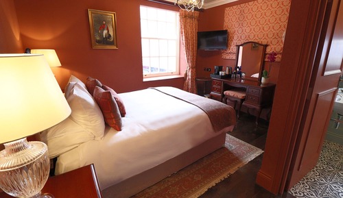 Classic Double Room