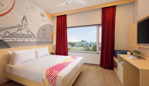 Luxe Queen Room