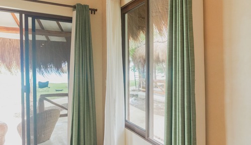Deluxe Cabin, 2 Queen Beds, Lagoon View